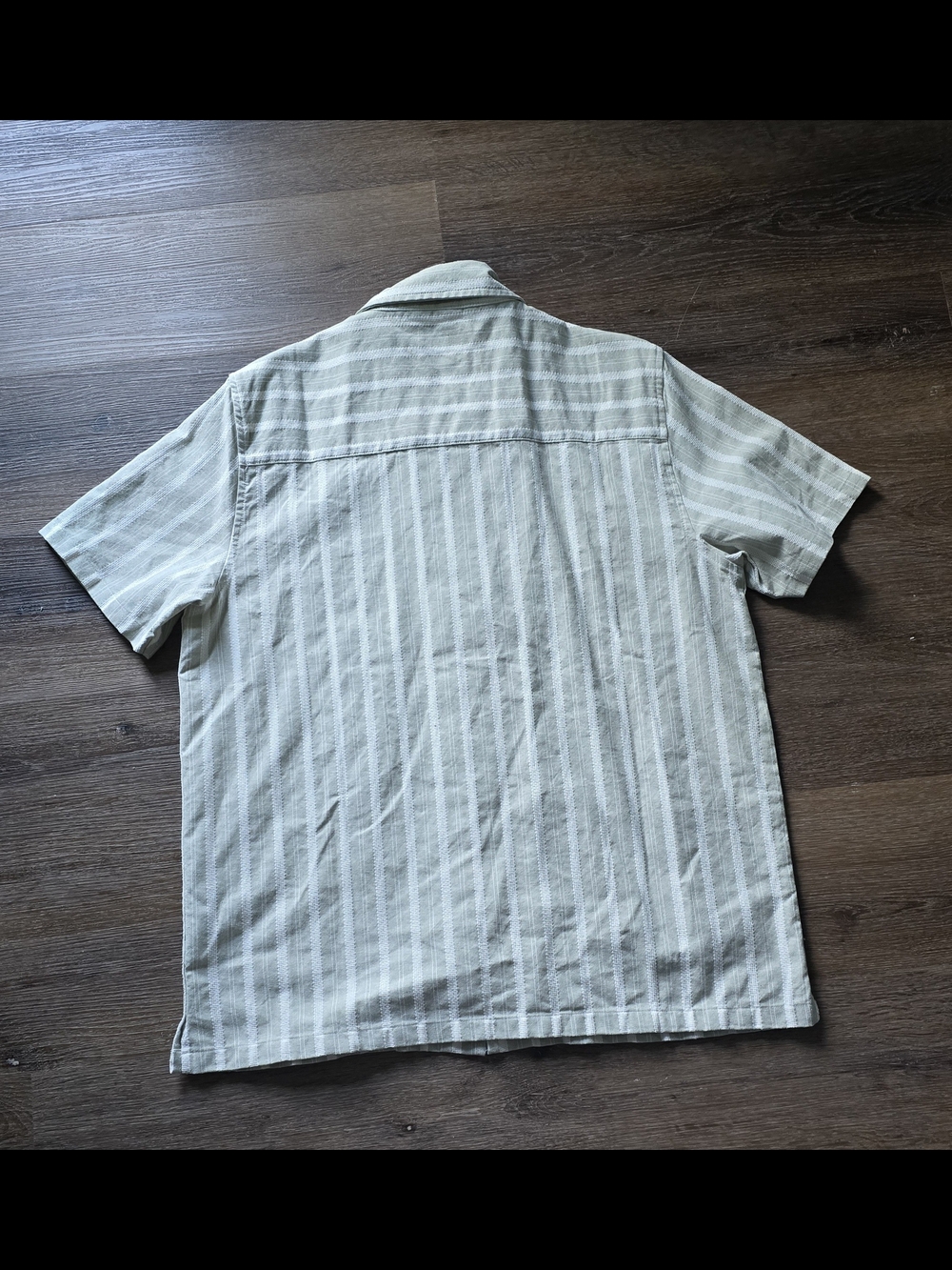 Men's Short-Sleeve Striped Button-Up Shirt Size XL - Picture 8 of 10